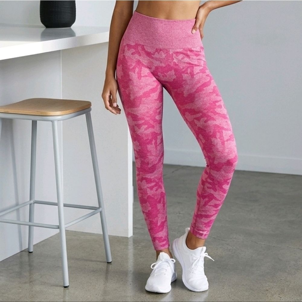 NVGTN Camo Seamless Leggings S Bubble Gum Pink High Rise Compression Gym Workout